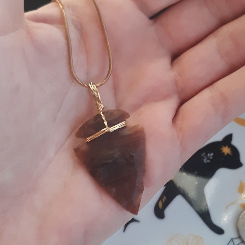 ❣️Gorgeous vintage handcrafted arrowhead necklace on thick chain! - Picture 4 of 7
